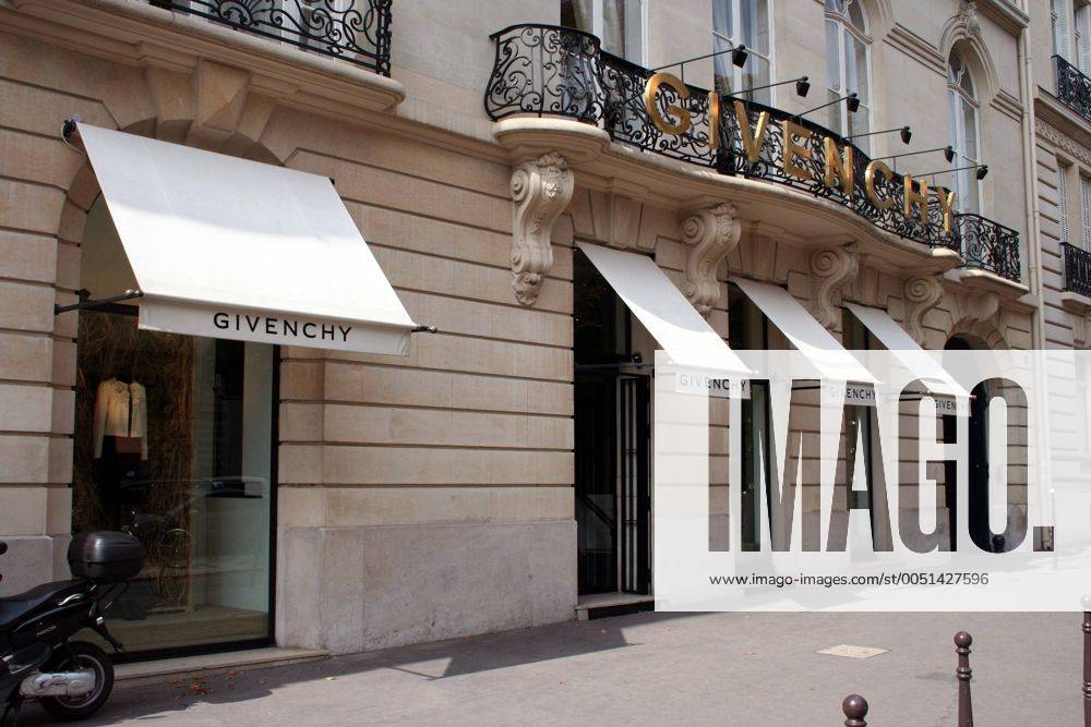 Filiale des Designers - Givenchy - in Paris