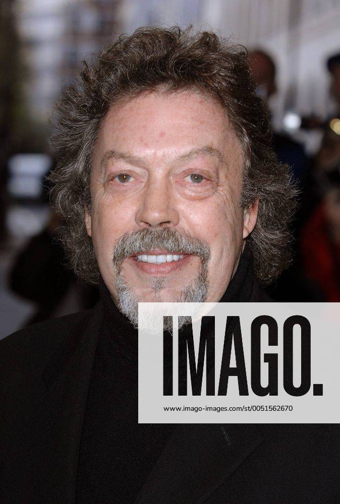 Schauspieler Tim Curry (GBR) während des - Evening Standard Theatre Awards - in London LON2006112701