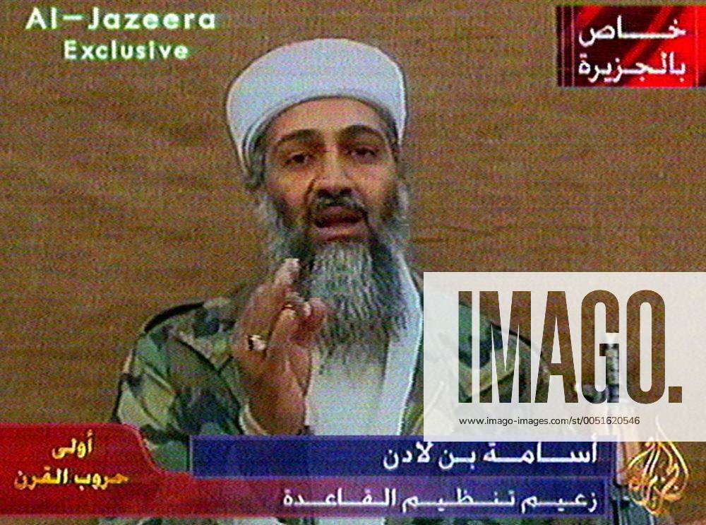 IMAGO History, Anschläge vom 11. September aus New York und Washington D.C 20 Jahre Anschläge vom 11. September: Täter und Hintermänner Osama Bin Laden (KSA) in der Veröffentlichung des Videos durch Al-Jazeera TV gaz2001110501