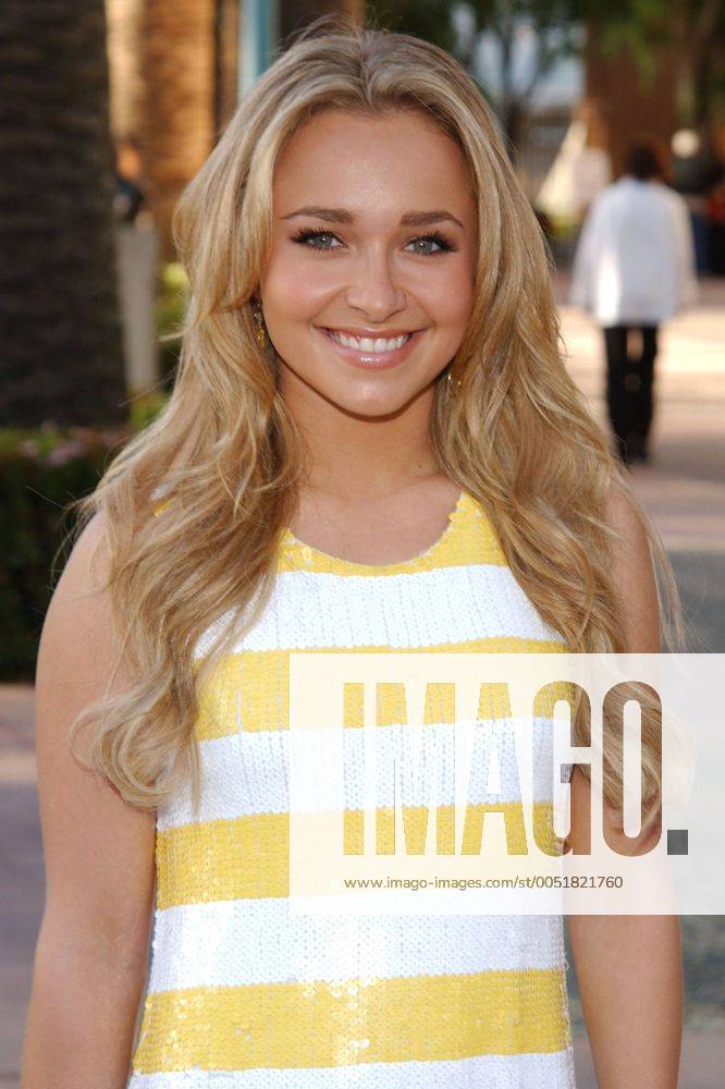 Schauspielerin Hayden Panettiere (USA) anlässlich einer Präsentation der Fernsehserie - Heroes - in Hollywood
