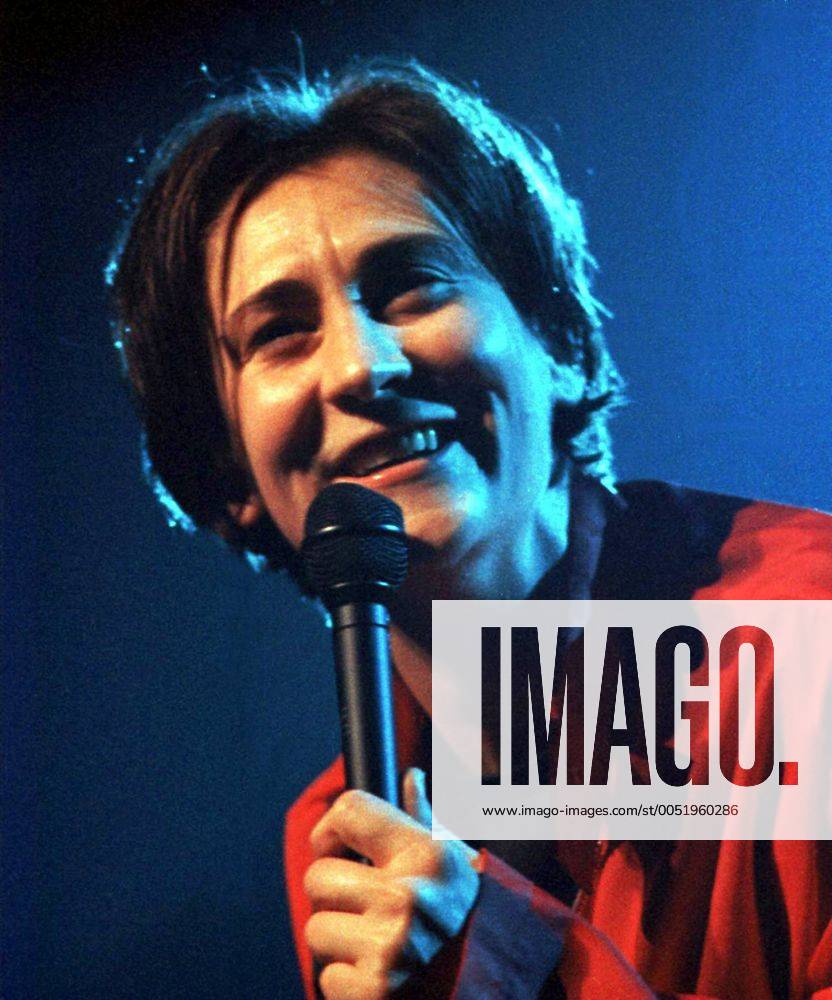 Sängerin K.D. Lang (CAN) während eines Konzertes in Victoria - (WAP96061325)