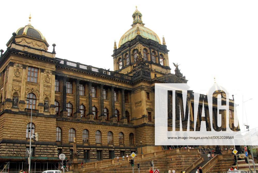Nationalmuseum am Wenzelsplatz in Prag