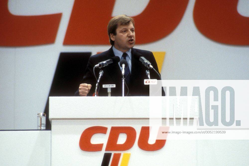 Eberhard Diepgen (GER CDU Regierender Bürgermeister Berlin) während einer Rede in Berlin