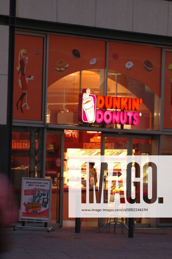 Schriftzug - Dunkin Donuts - in Berlin