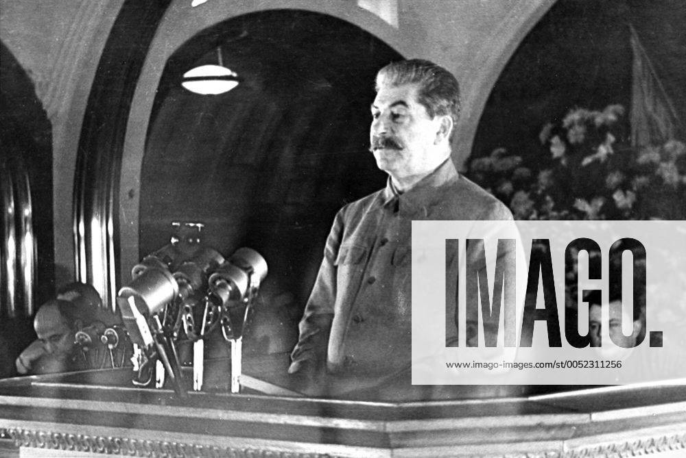Josef Stalin (UdSSR Generalsekretär Zentralkomitee KPdSU) in Moskau - - NOxSUBAGENTS - SMA011-6