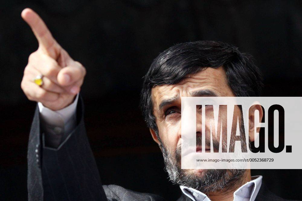 Präsident Mahmoud Ahmadinejad (Iran) während eines Besuchs in Bushehr - Iran (IRN20080130104)