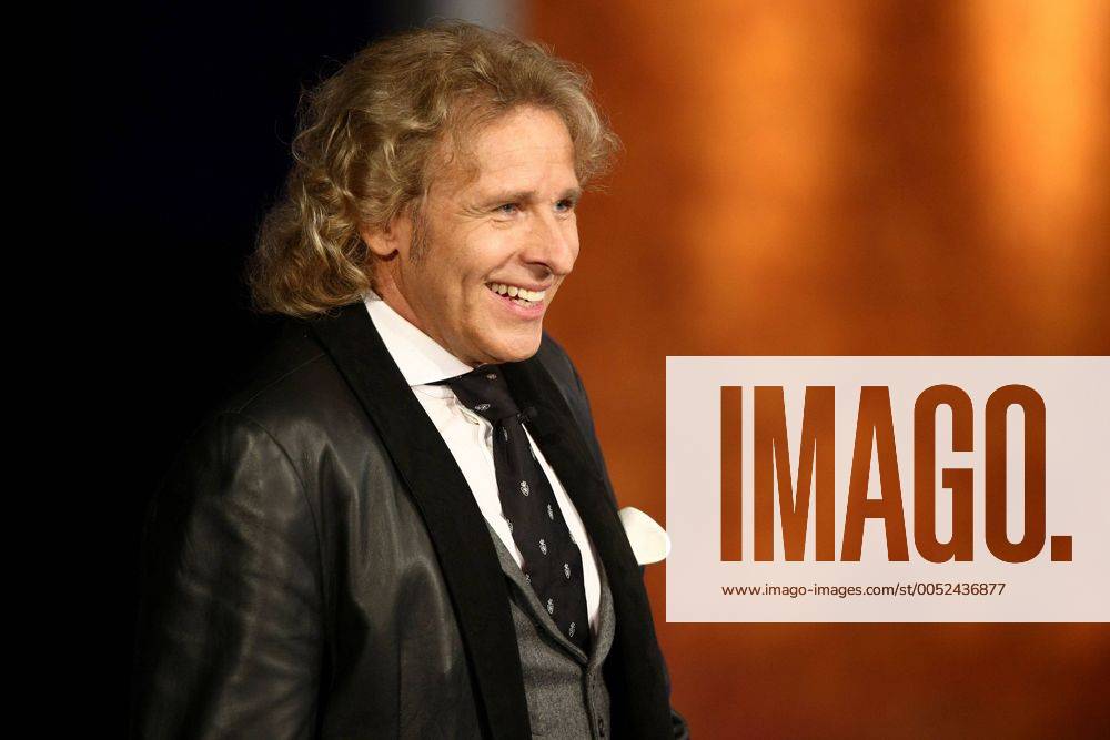 Moderator Thomas Gottschalk während der ZDF-Fernsehshow - Wetten, dass...? - in Halle