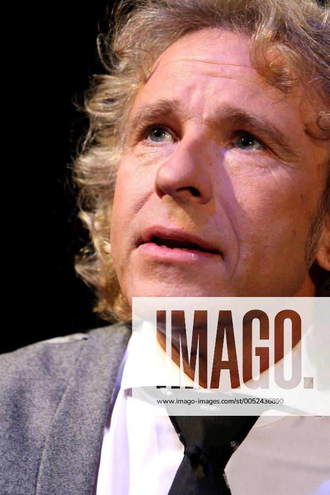 Moderator Thomas Gottschalk während der ZDF-Fernsehshow - Wetten, dass...? - in Halle