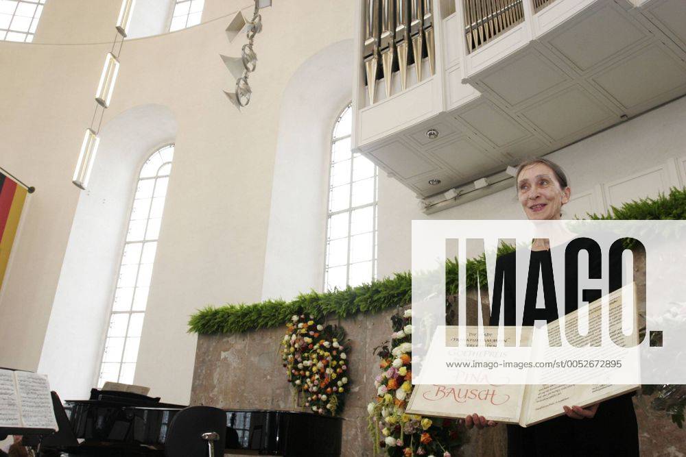 Preisträgerin Choreographin Pina Bausch anlässlich der Verleihung des Goethepreises in Frankfurt am Main
