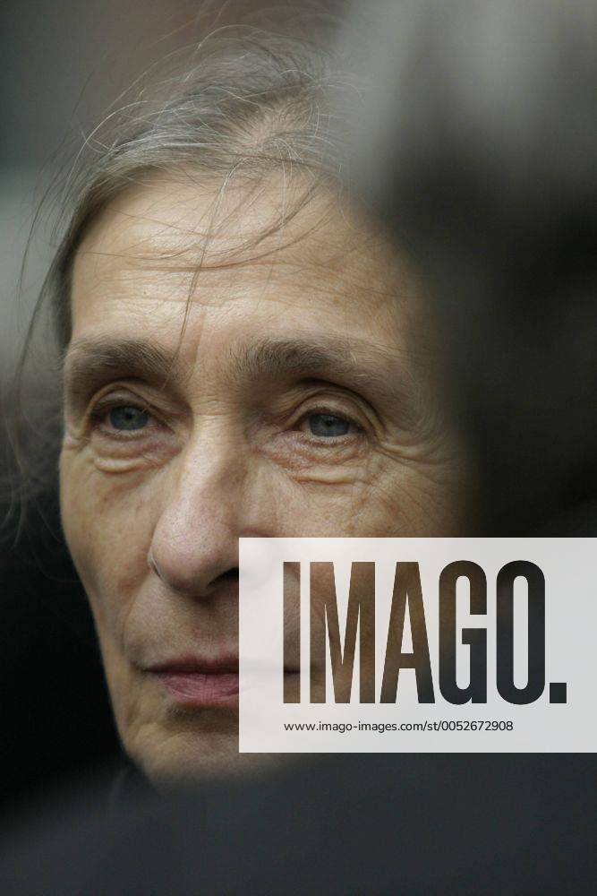 Preisträgerin Choreographin Pina Bausch anlässlich ihrer Verleihung des Goethepreises in Frankfurt am Main