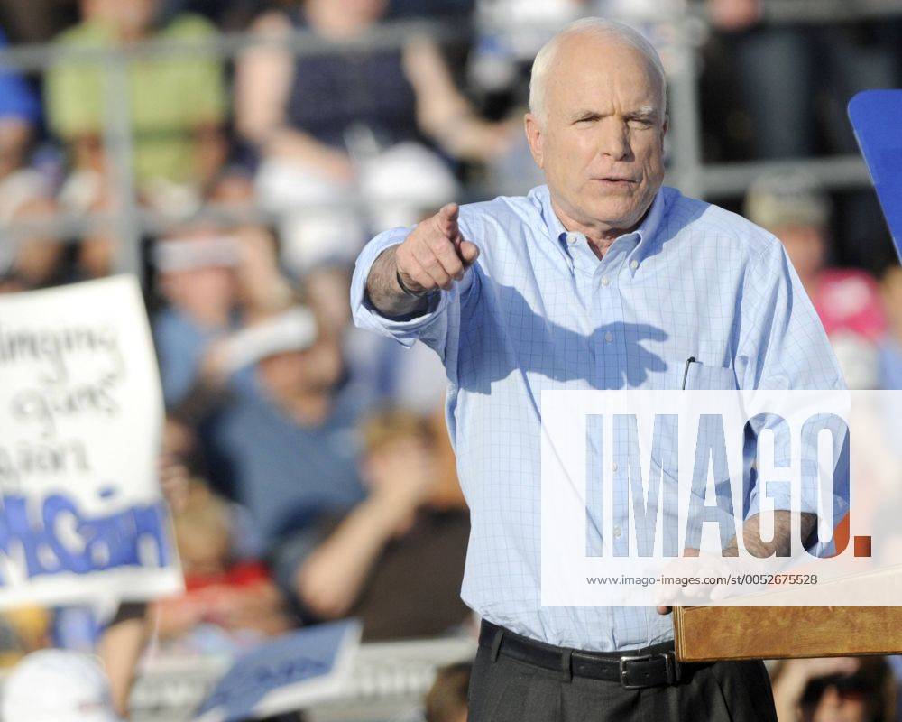 Präsidentschaftskandidat John McCain (USA Republikaner Senator Arizona) während einer Wahlkampfveranstaltung in Washington - (PIT2008083003)