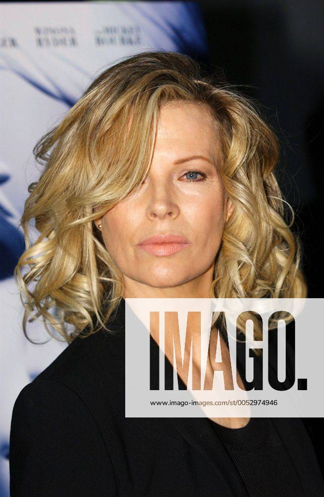 Schauspielerin Kim Basinger während eines Pressetermins zur Premiere des Films - The Informers - in Hollywood - - PPPAT
