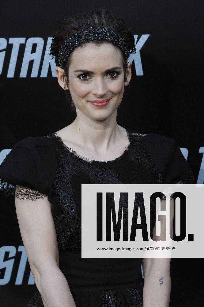 Schauspielerin Winona Ryder während der Filmpremiere von - Star Trek - in Los Angeles - (LAP2009043027)