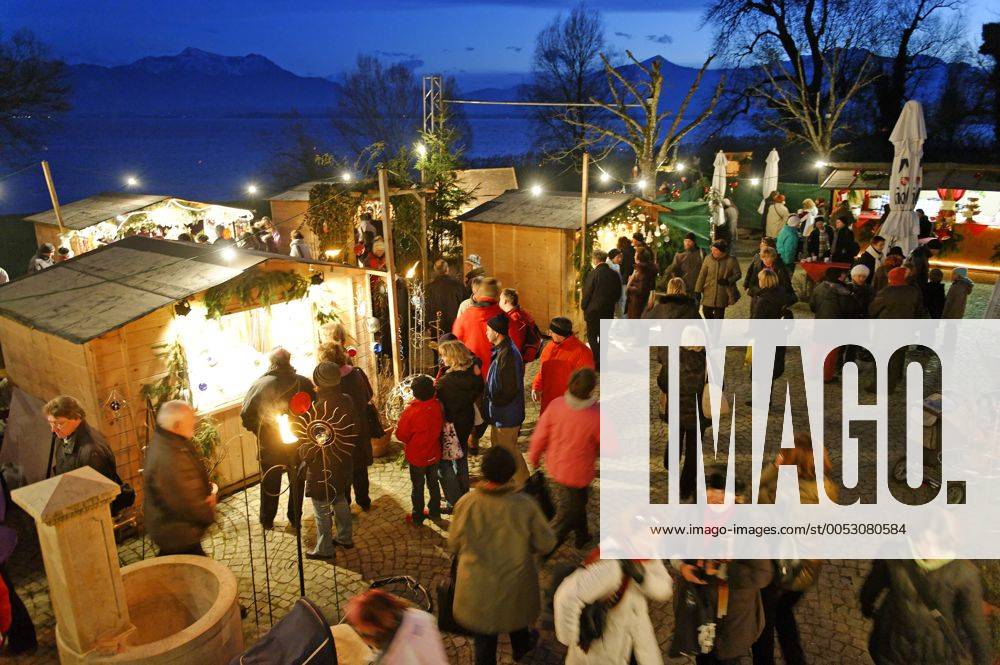 Christkindlmarkt, Fraueninsel, Chiemsee, Chiemgau, Oberbayern, Bayern, Deutschland, Europa ibldwb01052062