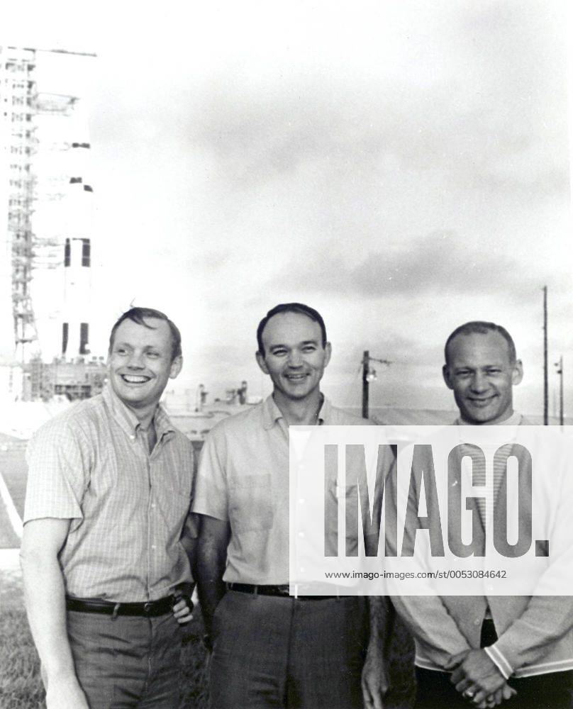 IMAGO History, Mondlandung der Apollo 11 am 20.07.1969 Astronauten Neil Armstrong (li.), Michael Collins (2.v.li) im Kennedy Space Center - Vorbereitungen für die Mission zum Mond WAX20090602709