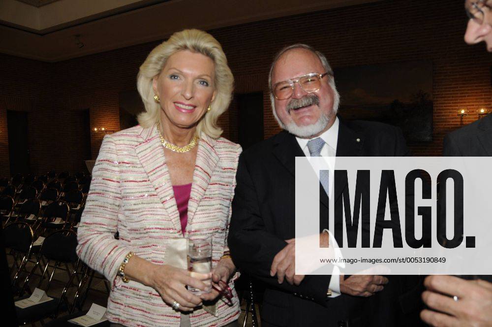 Maria Elisabeth Schaeffler und Unternehmer Anton Kathrein anlässlich eines Empfangs zum 60.Geburtstag Seehofers in München