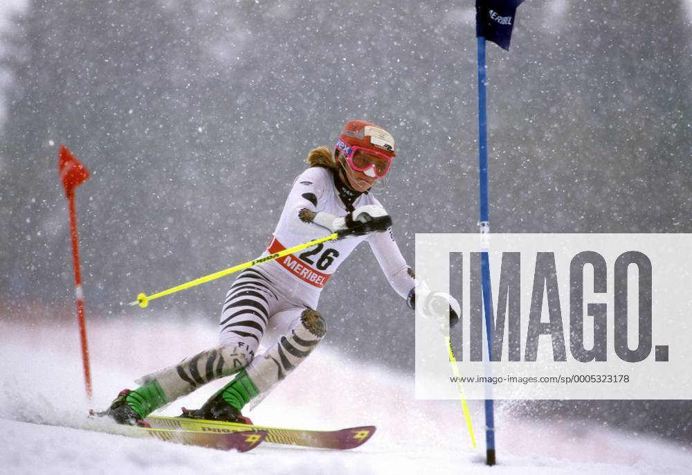 Katja Seizinger (Deutschland) Alpiner Skilauf Damen Olympische Spiele Albertville 1992, Winterspiele, Ski Alpin, Skisport, Kombination Einzelbild Meribel Dynamik,