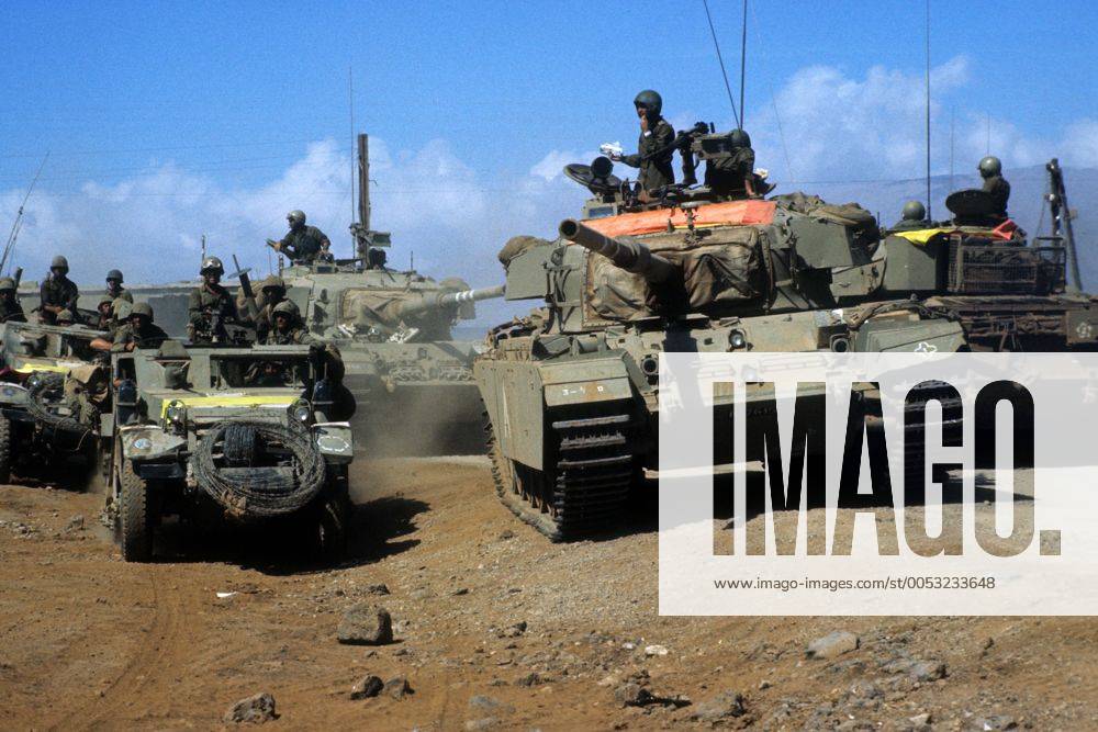 Israelische Soldaten in Panzern während des Jom-Kippur-Krieges in Israel
