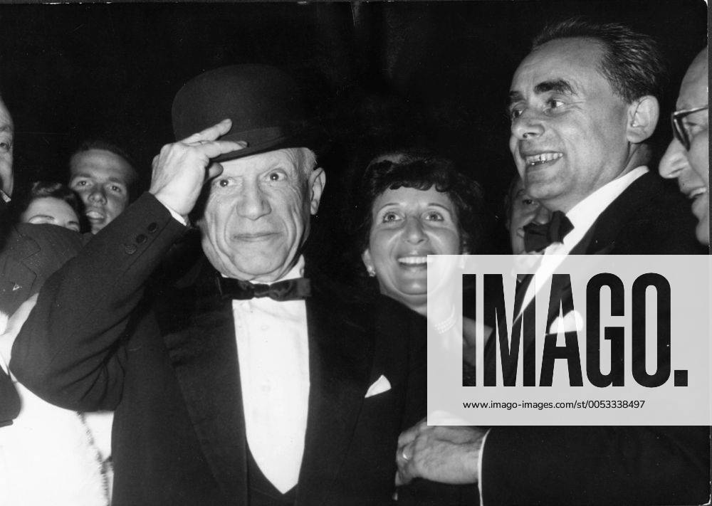 Nov 11, 1950; Paris, FRANCE; Artist PABLO PICASSO at the Cannes Film Festival to see Picasso s Mystery by Frenchman GEORGE-HENRI CLOUZOT. Pablo agreed to wear for the the first time in many years, a dinner jacket and bowler hat. Paris FRANCE - ZUMAk09
