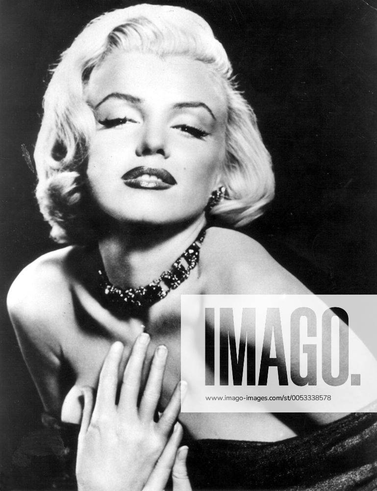 IMAGO ICONS: Marilyn Monroe Jan 01, 1952 - Los Angeles, CA, USA - The most endlessly talked-about and mythologized figure in Hollywood history, MARILYN MONROE remains the ultimate superstar, her rise and fall the stuff that both dreams and nightmares are made of. Innocent, vulnerable, and impossibly alluring, she defined the very essence of screen sexuality. Rising from pin-up girl to international superstar, she was a gifted comedienne whom the camera adored, a luminous and incomparably magnetic screen presence. Los Angeles USA - ZUMAk09