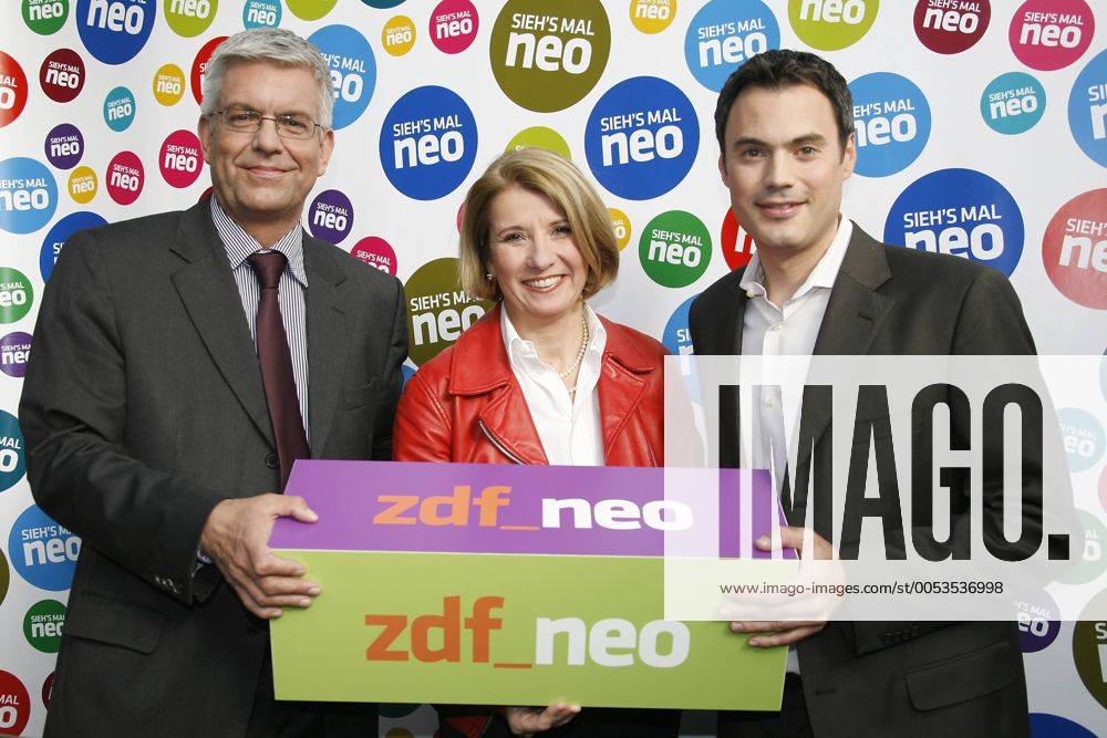 Am 1. November startet das ZDF seinen neuen Digitalkanal ZDF_neo, hier präsentiert durch (von links) ZDF-Programmdirektor Dr. Thomas BELLUT, ZDFneo-Redaktionsleiterin Dr. Sabine EMMELIUS und den ZDFneo-Chef Dr. Norbert HIMMLER