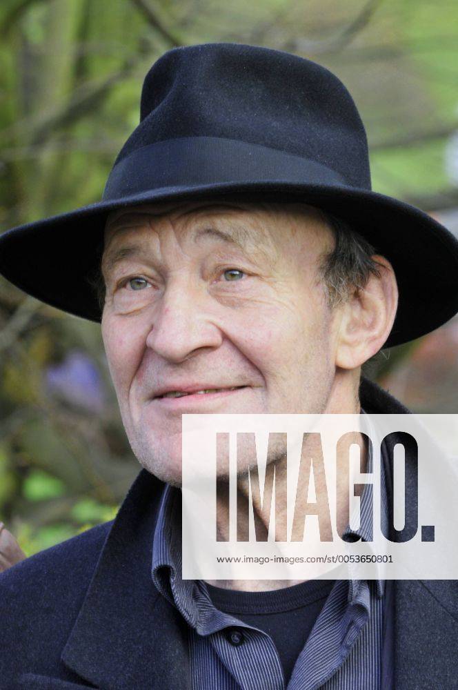 Deutschland, Lindlar, 07.12.2009 Michael MENDL, vor den Dreharbeiten zum Politthriller Takiye - im Namen Gottes
