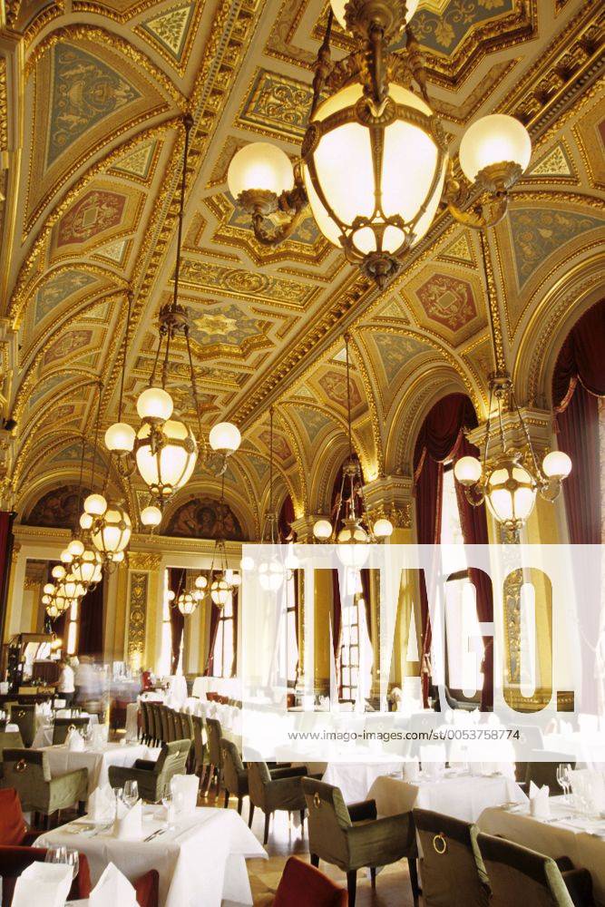 Speisesaal, Bar Cafe Restaurant Alte Oper am Opernplatz, Frankfurt am Main, Hessen, Deutschland, Europa iblmzj01405051