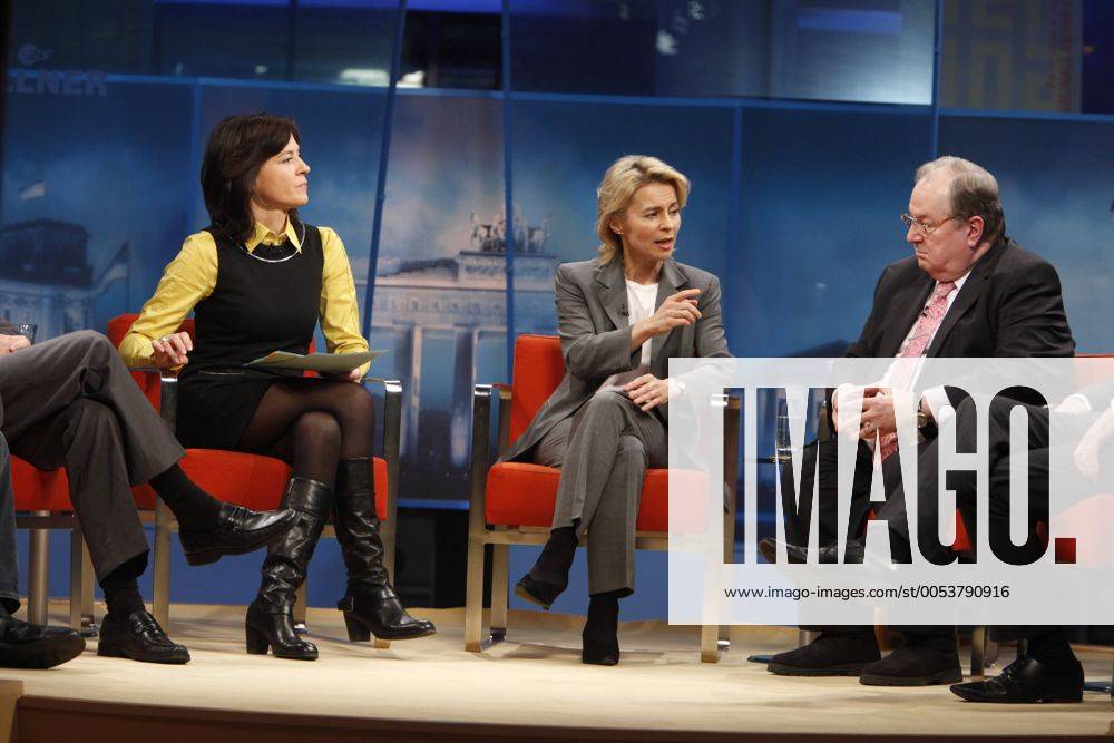 V.l.n.r.: Maybrit Illner (Moderatorin); Ursula von der Leyen (Bundesministerin für Arbeit und Soziales, CDU); Heinz Buschkowsky (Bezirksbürgermeister von Berlin-Neukölln); in der Talk-Show Maybrit Illner am 11.02.2010 in Berlin - Thema der Sendung: Reform-Ruine Hartz - Noch mehr Geld für keine Arbeit?