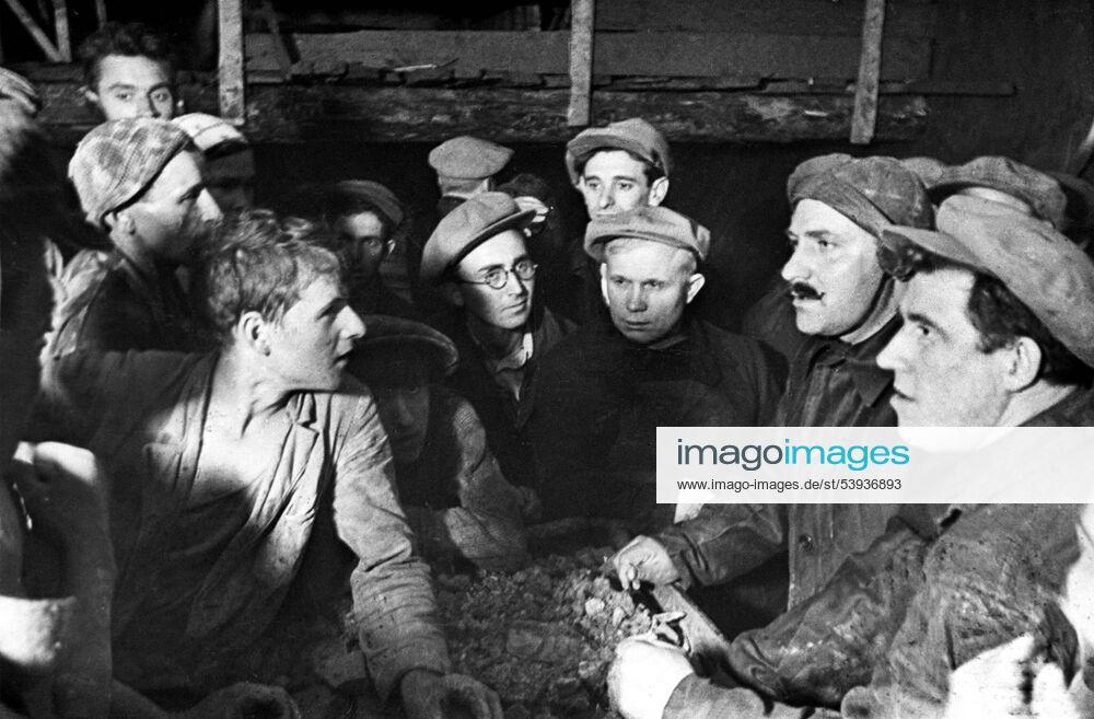 Nikita Khrushchev (R, third) and Lazar Kaganovich (R, second) among Moscow Metro builders, 1935. TASS_264046