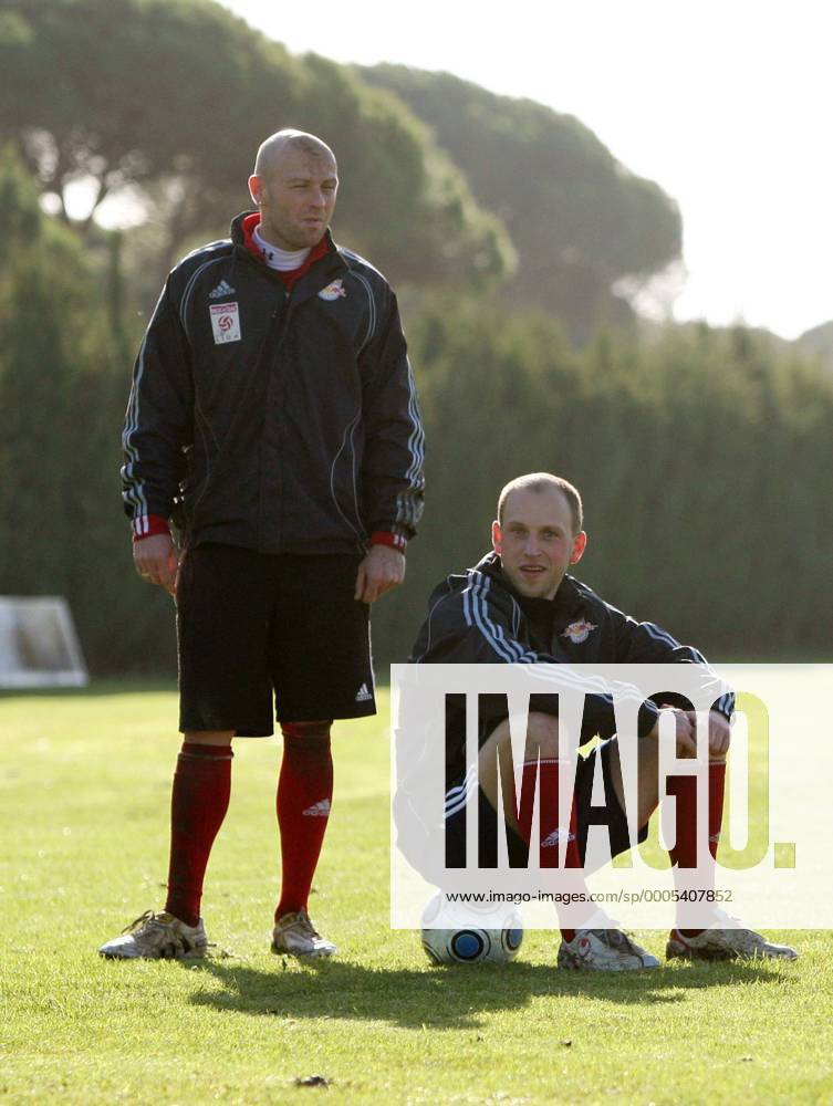 Novo Sancti Petri, Spanien, 28.01.2010, Fußball, NOFV Oberliga , RasenBallsport Leipzig. RBL Trainingscamp an der Costa de la Luz. Training. Christian Reimann (li.) und Timo Rost.