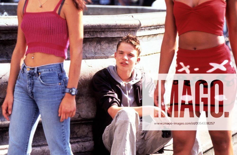 KPA56630.jpg HARTE JUNGS D 1999 Marc Rothemund Flo (TOBIAS SCHENKE ) C43777 UnitedArchives56630