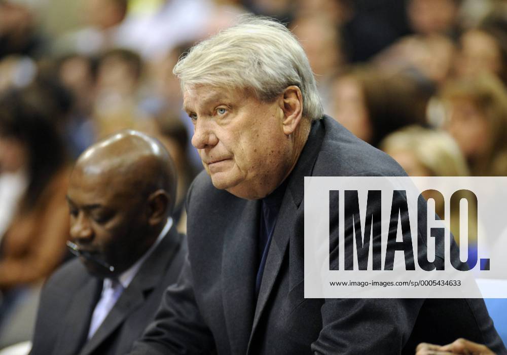 Jan. 03, 2010: Golden State coach Don Nelson is also the former Dallas Mavericks coach during an NBA game between the Golden State Warriors and the Dallas Mavericks at the American Airlines Center in Dallas, TX Dallas defeated Golden State 110-101 - ZUMAcp2