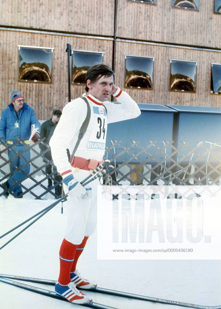 Aleksandr Tikhonov (UdSSR) Biathlon OS Winter Herren Olympische Spiele Innsbruck 1976, Winterspiele Einzelbild Seefeld Enttäuschung, Erschöpfung,