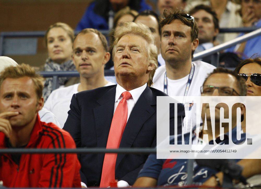 US Open 2010, USTA Billie Jean King National Tennis Center, Flushing Meadows, New York, ITF Grand Slam Tennis Tournament . Donald Trump als Zuschauer in der Spieler Loge von Caroline Wozniacki
