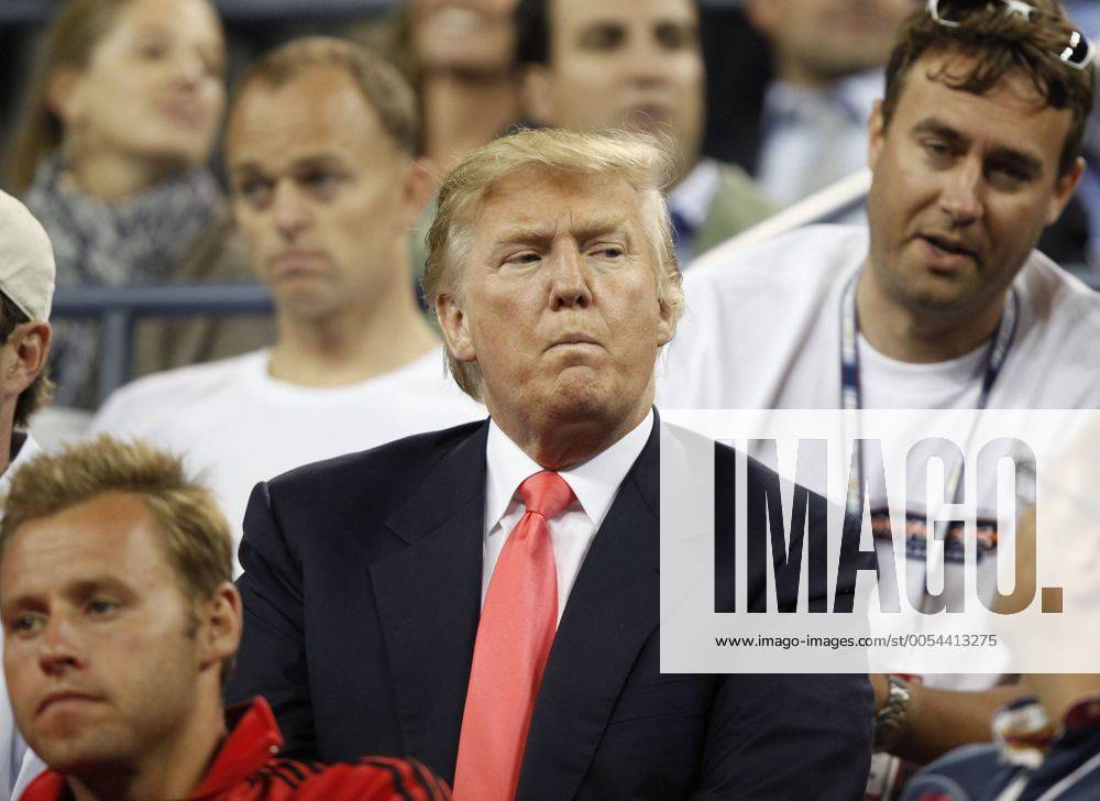 US Open 2010, USTA Billie Jean King National Tennis Center, Flushing Meadows, New York, ITF Grand Slam Tennis Tournament . Donald Trump als Zuschauer in der Spieler Loge von Caroline Wozniacki