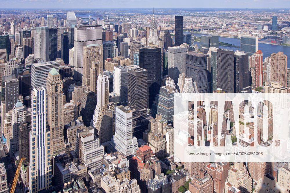 Manhattan vom Empire State Building, New York, USA iblshg01741829