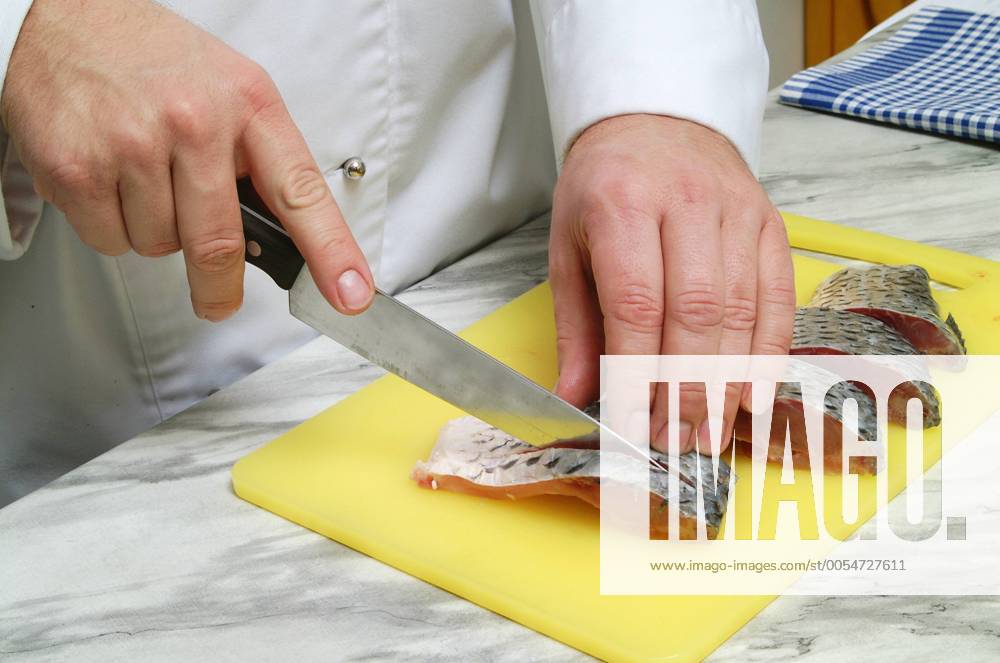 IMAGO Creative, Food, Karpfen-Saison Czech cuisine, food, fish, carp CTKPhoto213201012090264101