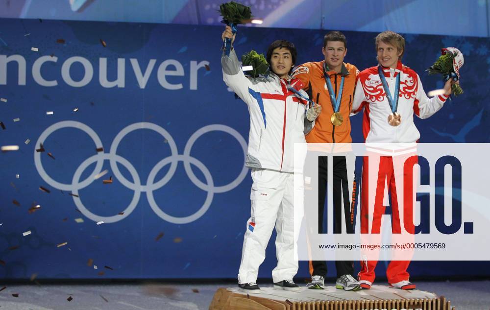 , Olympische Spiele Vancouver 2010 , Siegerehrung BC Dome BC Place , 5000m Herren Gold für Sven Kramer (Niederlande, C) , Silber für Seung Hoon LEE (Korea, L) , Bronze für Ivan Skobrev (Russland) o0 Olympiasieg Sieg Medaille Objekte Freude Südkorea