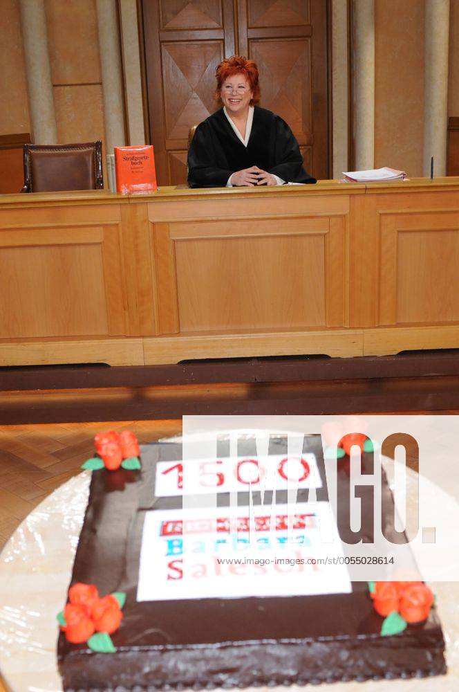 Fernseh Richterin Barbara Salesch startete am 27. September mit ihrem ersten Fall bei SAT1 . Am 20. März 2008 verhandelt sie ihren 1.500 Fall Barbara Salesch ( Fernsehrichterin)