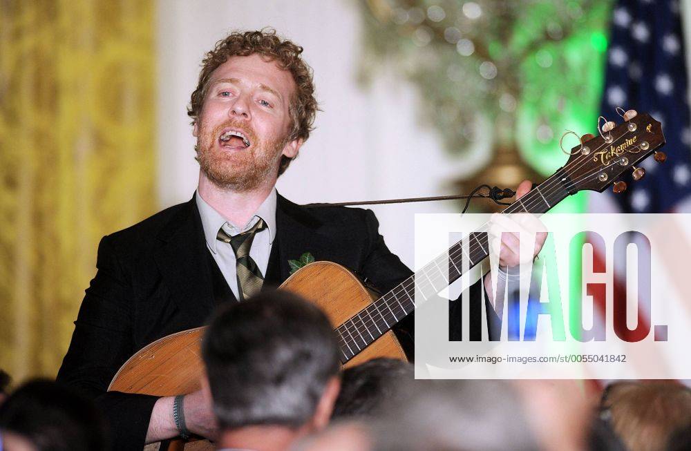 Glen Hansard, frontman of The Frames and star of the movie Once, performed before the president arrived, singing Irish songs during a St. Patrick s Day reception in the East Room of the White House in Washington, DC, March 17, 2011. WAX20110318302