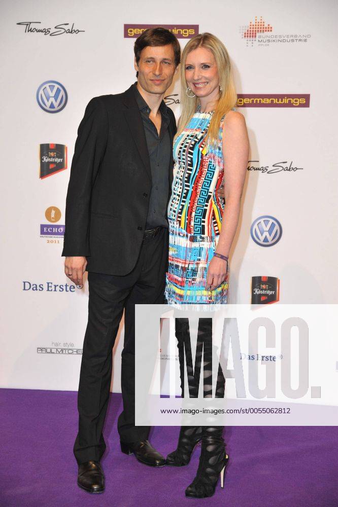 Jette Joop mit ihrem Ehemann Christian Elsen bei der Verleihung vom Musikpreis Echo in Berlin am 24.03.2011 Echo Verleihung 2011