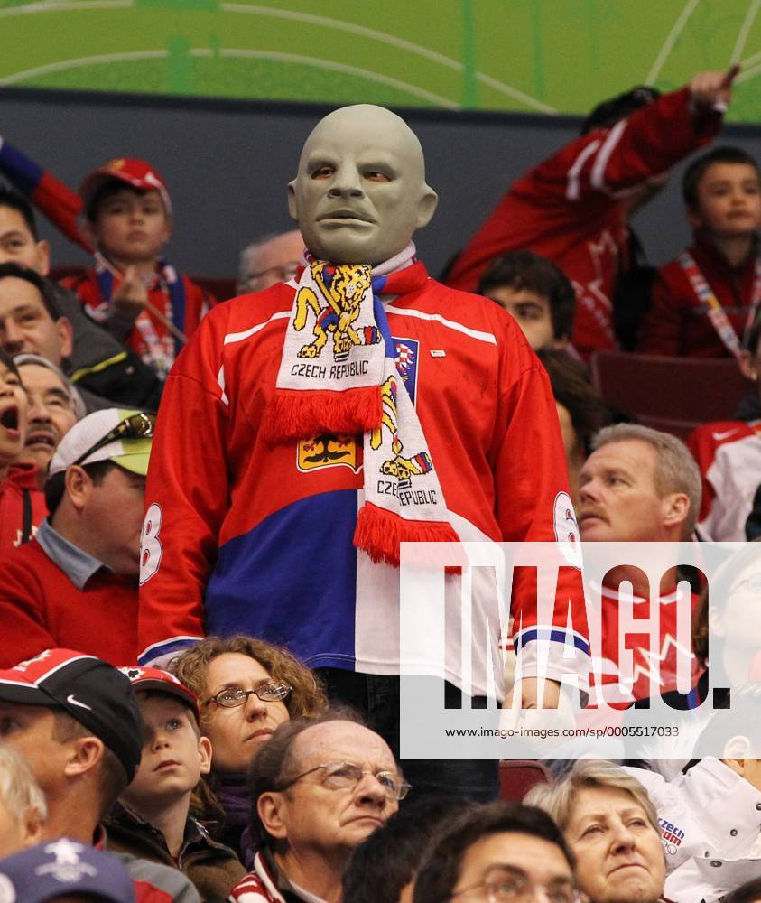 Czech Republic Fan as Fantomas - ZUMAw51 o0 Fan, Eishockeyfan, Publikum Kostüm, Kostümierung, kostümiert, Verkleidung, verkleidet Maske