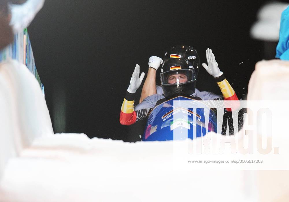 WHISTLER, Feb. 21, 2010 Andre Lange Kevin Kuske of Germany react after the two-man heat of Bobsleigh at the 2010 Winter Olympic Games in Whistler, Canada, Feb. 21, 2010. Andre Lange Kevin Kuske won the goldmedal with a total time of 3 minutes and 26.65 seconds. o0 Jubel Freude Sieg, Sieger, Olympiasieg, Olympiasieger,