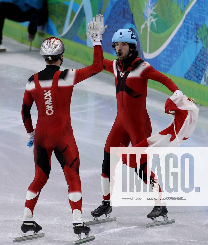 , Olympische Spiele Vancouver 2010 , Shorttrack , Finale 500m Männer Charles Hamelin (Kanada, L) und Francois-Louis Tremblay (Kanada) jubeln o0 Olympiasieg Sieg Freude Jubel