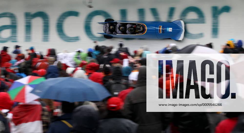 - Deutschland 1 mit Andre Lange , Alexander Rödiger , Kevin Kuske und Martin Putze (Deutschland) o0 Totale Zuschauer