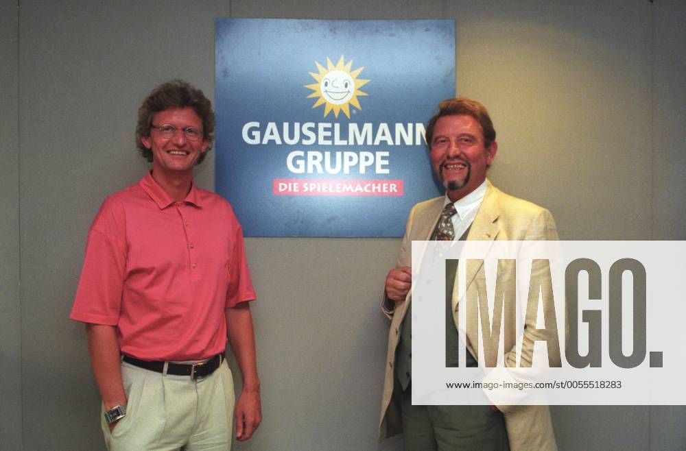 Michael Gauselmann (li., Gauselmann Gruppe) neben seinem Bruder Paul Gauselmann (Vorstandssprecher Gauselmann Gruppe) in Espelkamp