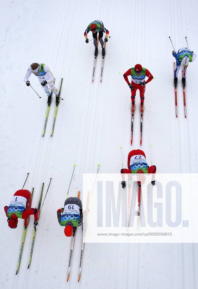 Feb. 28, 2010 - Whistler, BC, Canada - WHISTLER, BC: FEBRUARY 28, 2010 -- Competitors take part in the men s 50KM Mass Start at Whistler Olympic Park , in Whistler, BC, during the 2010 Olympic Games, Sunday February 28, 2010. - ZUMAw51 o0 oben Vogelperspektive Draufsicht Massenstart Langläufer Teilnehmer Starter
