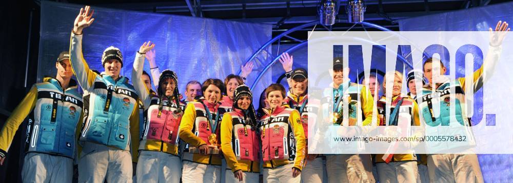 Oberhof - Empfang Thüringens Olympia-Teilnehmer von Vancouver . die Mannschaft o0 Totale