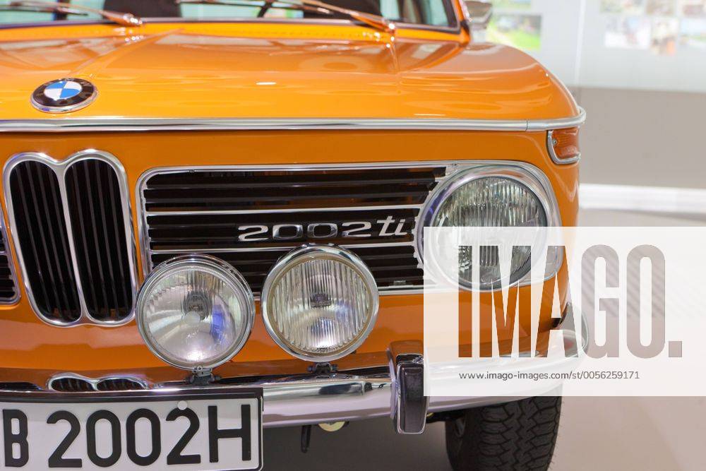 DEU, Deutschland, München: BMW-Museum - BMW 2002 ti aus dem Jahr 1968