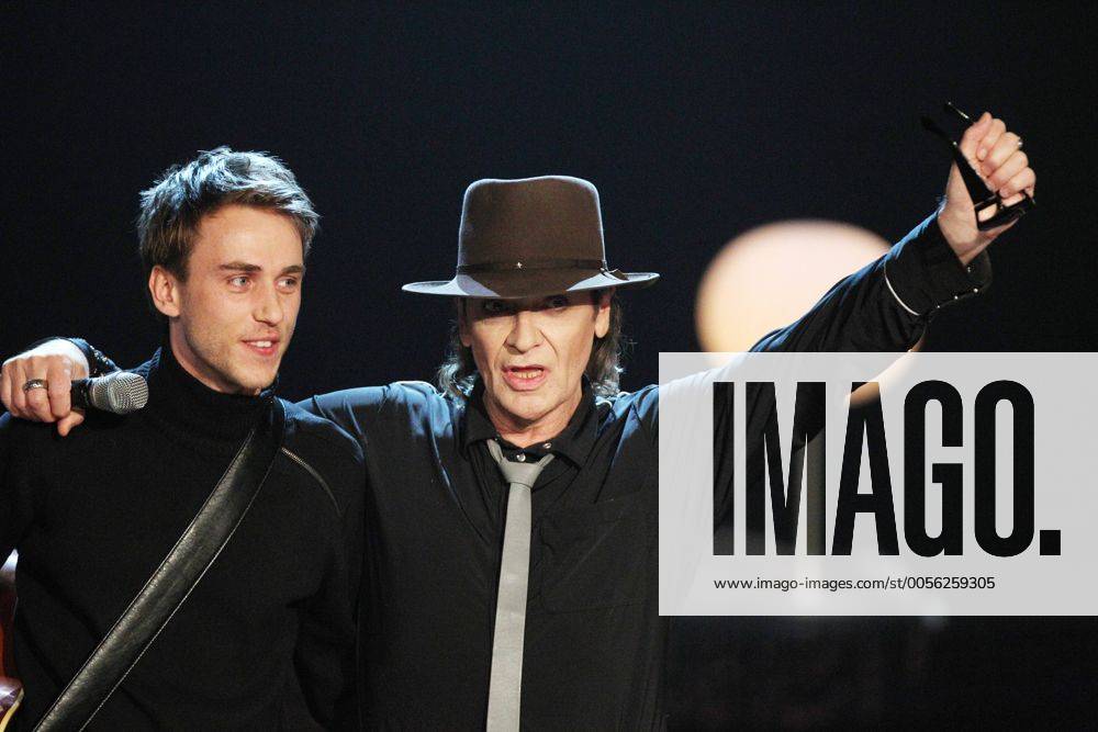 Samstag 05.11.2011, in Leipzig, TV Unterhaltungsshow Wetten, dass...? im ZDF Clueso und Udo Lindenberg DeFodi031